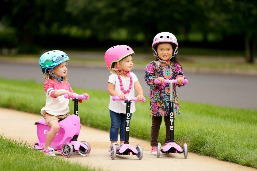 Hướng dẫn chi tiết cách sử dụng xe scooter cho bé mới bắt đầu