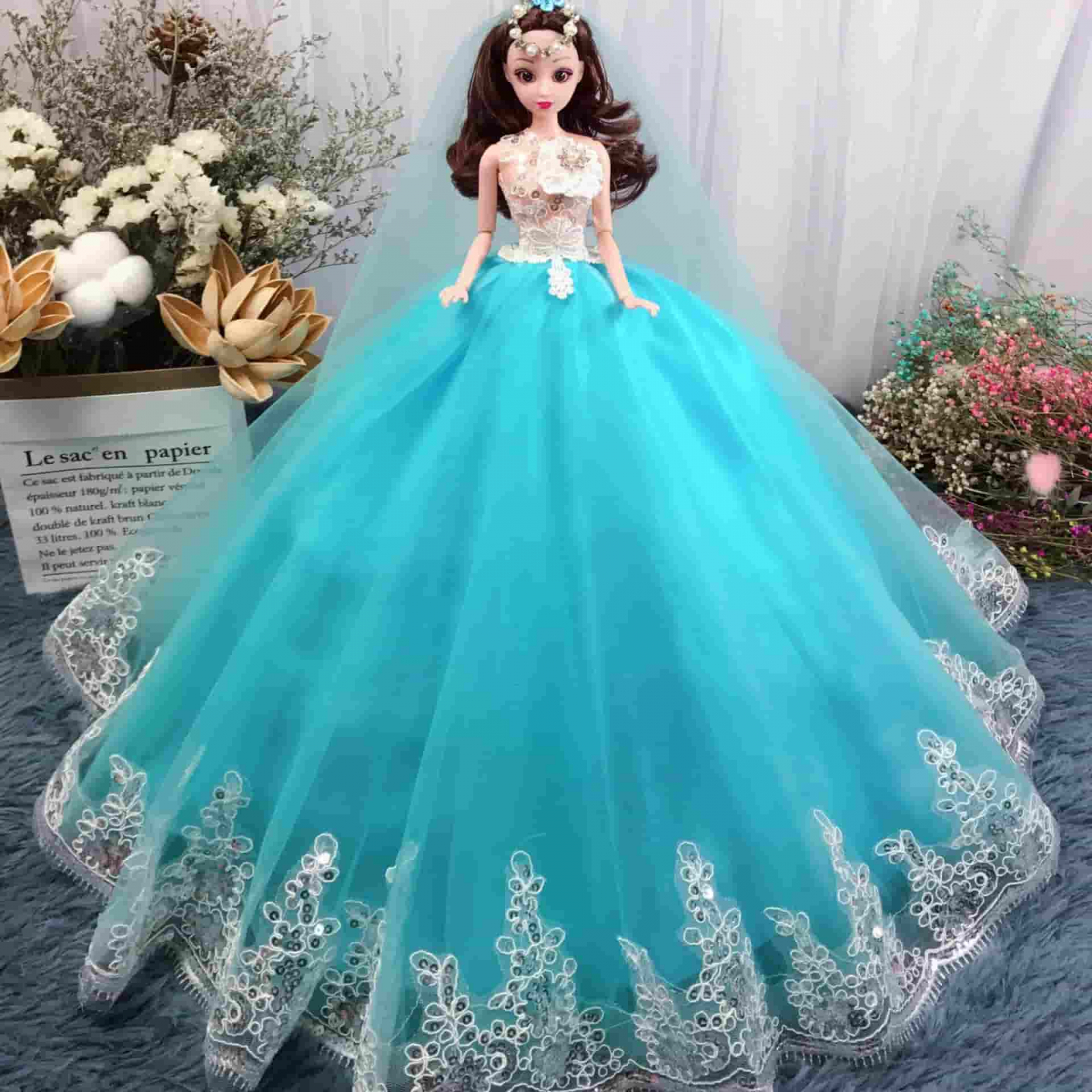 Búp bê mùa đông 11.5 inch Mẫu búp bê xinh đẹp dành cho nữ thời trang Dành  cho bé gái có váy là đồ chơi công chúa - Trung Quốc Đồ chơi