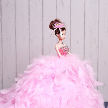 Búp bê Barbie cho bé gái đầm lông vũ lộng lẫy 014